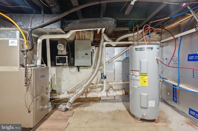 1441 S MARSTON ST, Philadelphia, PA 19146