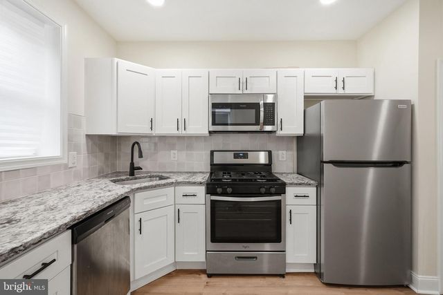 1441 S MARSTON ST, Philadelphia, PA 19146