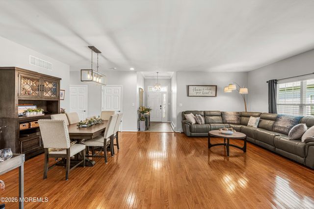 45 Verona Drive, Manchester, NJ 08759