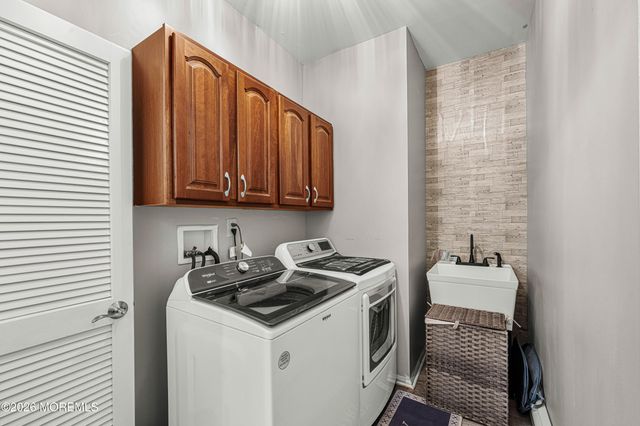 45 Verona Drive, Manchester, NJ 08759