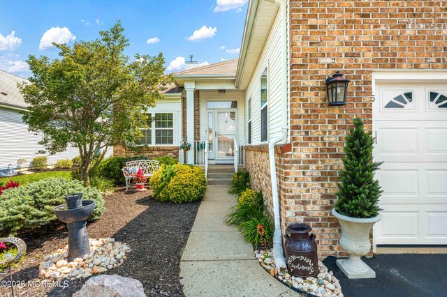 45 Verona Drive, Manchester, NJ 08759