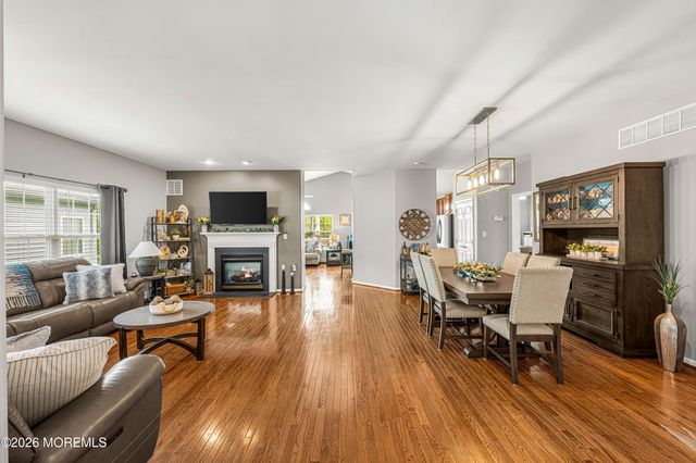 45 Verona Drive, Manchester, NJ 08759