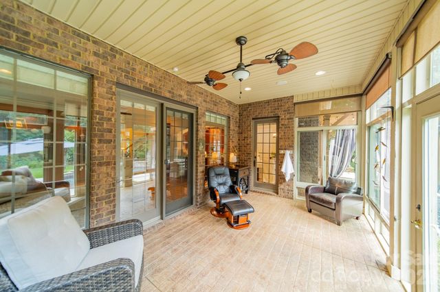 215 Blue River Road, Lake Wylie, SC 29710
