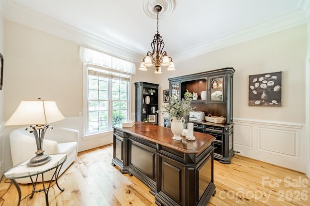 215 Blue River Road, Lake Wylie, SC 29710