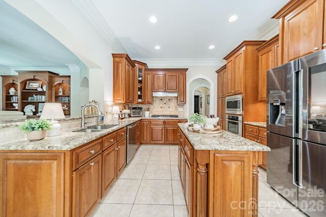 215 Blue River Road, Lake Wylie, SC 29710