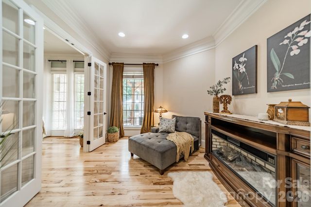 215 Blue River Road, Lake Wylie, SC 29710