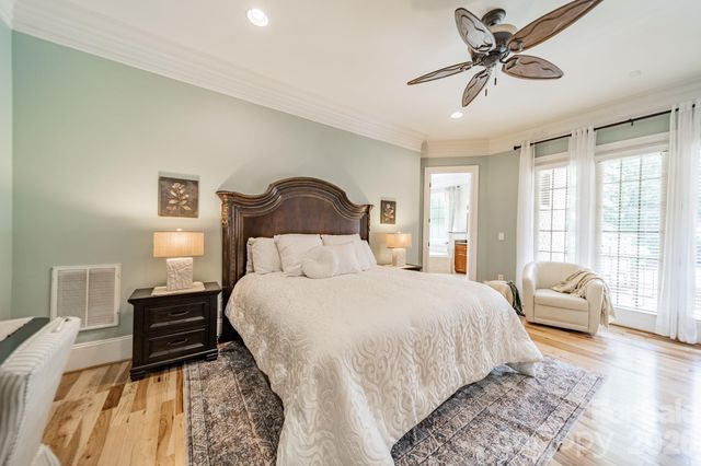 215 Blue River Road, Lake Wylie, SC 29710