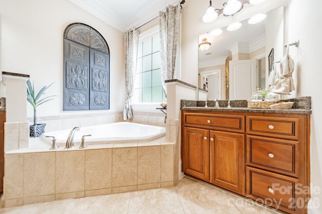 215 Blue River Road, Lake Wylie, SC 29710