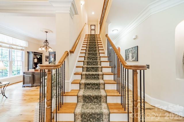 215 Blue River Road, Lake Wylie, SC 29710