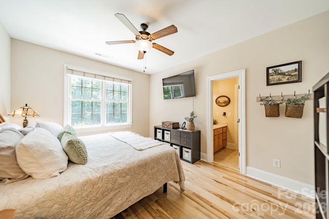 215 Blue River Road, Lake Wylie, SC 29710