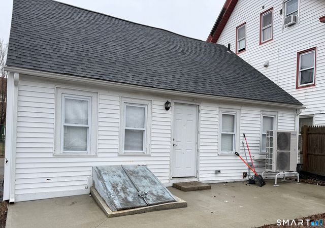 24 Schoolhouse Lane, Windham, CT 06226