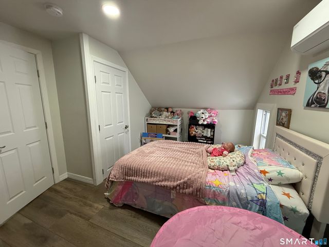 24 Schoolhouse Lane, Windham, CT 06226