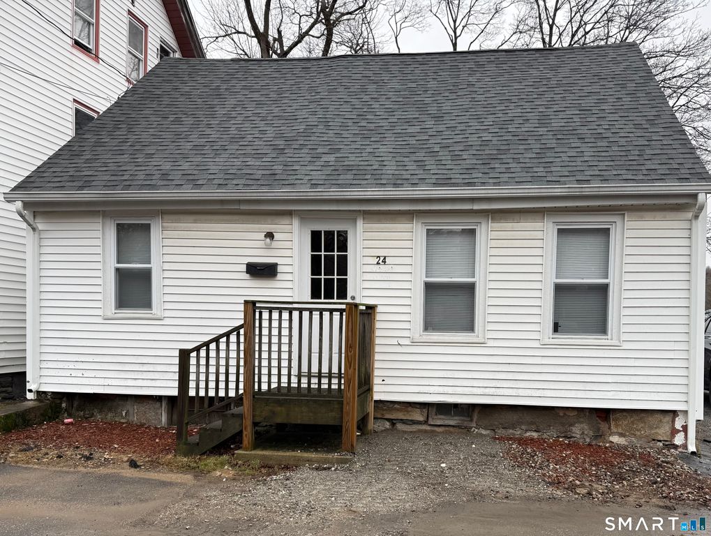 24 Schoolhouse Lane, Windham, CT 06226