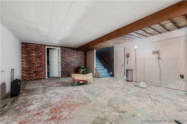 96 Forest Drive, Jeffersonville, IN 47130