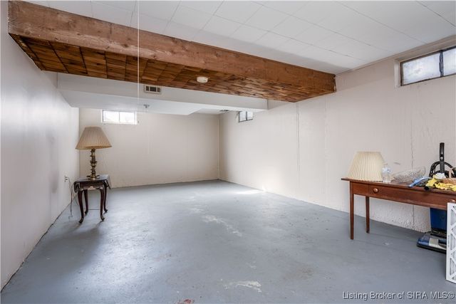 96 Forest Drive, Jeffersonville, IN 47130