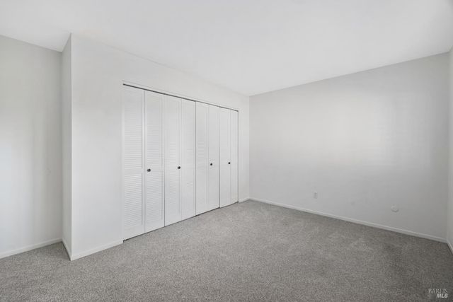 6 Oakhurst Pl, Santa Rosa, CA 95409