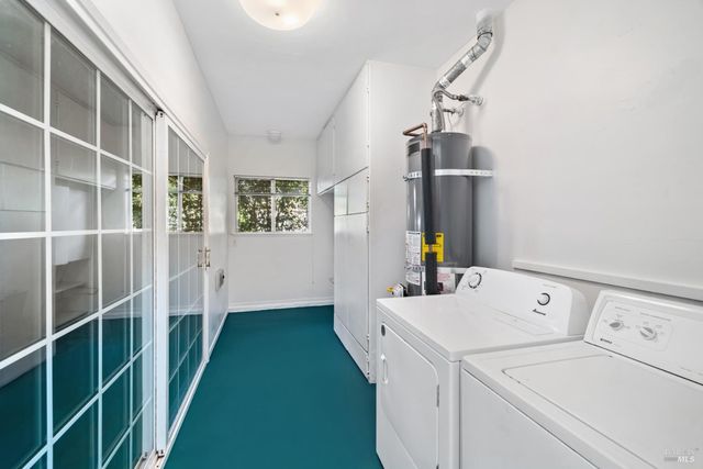 6 Oakhurst Pl, Santa Rosa, CA 95409