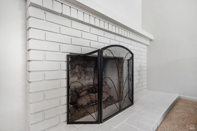 6 Oakhurst Pl, Santa Rosa, CA 95409