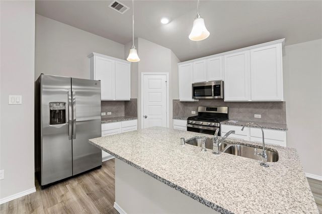 7711 Skiron Lane, Baytown, TX 77523