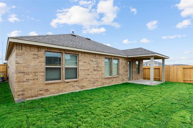 7711 Skiron Lane, Baytown, TX 77523