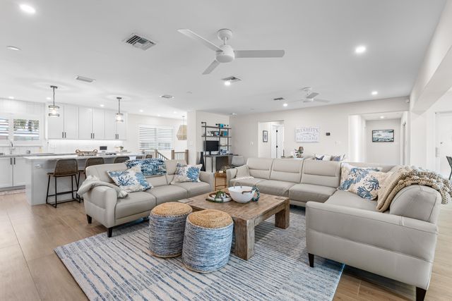 360 12th Street, Key Colony, FL 33051