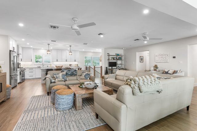 360 12th Street, Key Colony, FL 33051