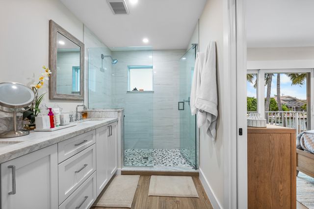 360 12th Street, Key Colony, FL 33051