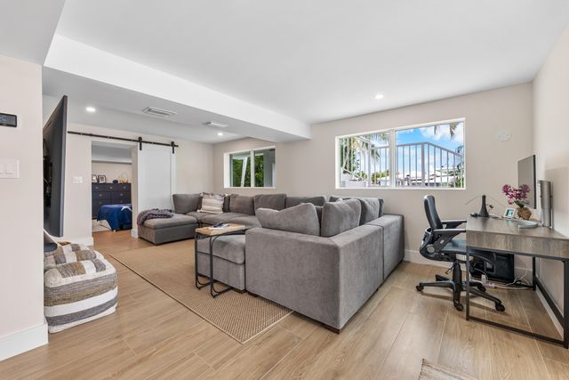 360 12th Street, Key Colony, FL 33051