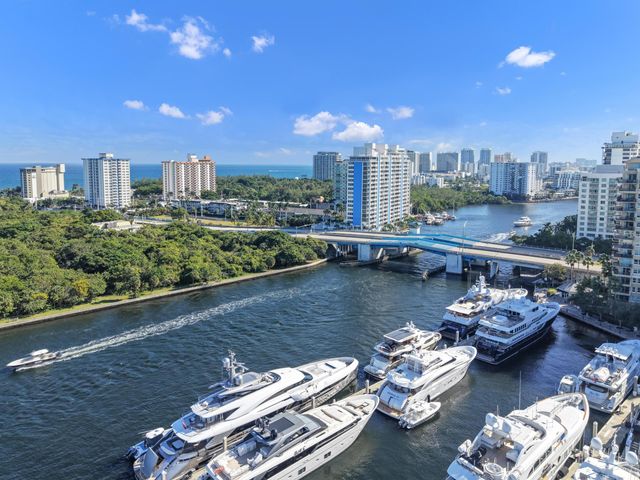 2555 NE 11th Street 804, Fort Lauderdale, FL 33304