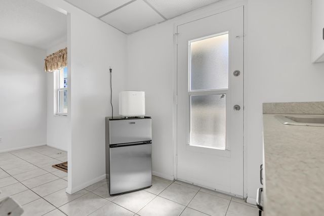 2555 NE 11th Street 804, Fort Lauderdale, FL 33304