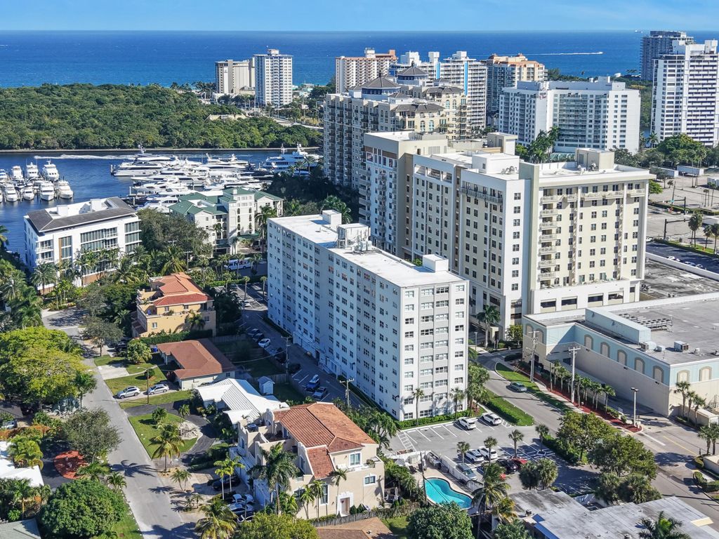 2555 NE 11th Street 804, Fort Lauderdale, FL 33304