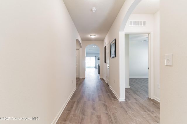 1902 Elkins Point Drive, Melbourne, FL 32935