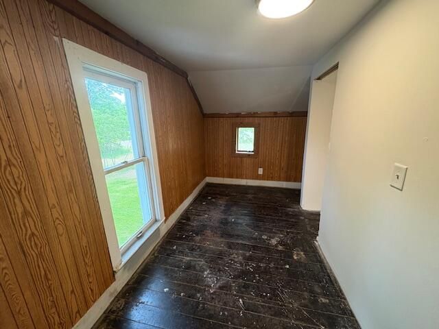 09528 57th Street, Grand Junction, MI 49056