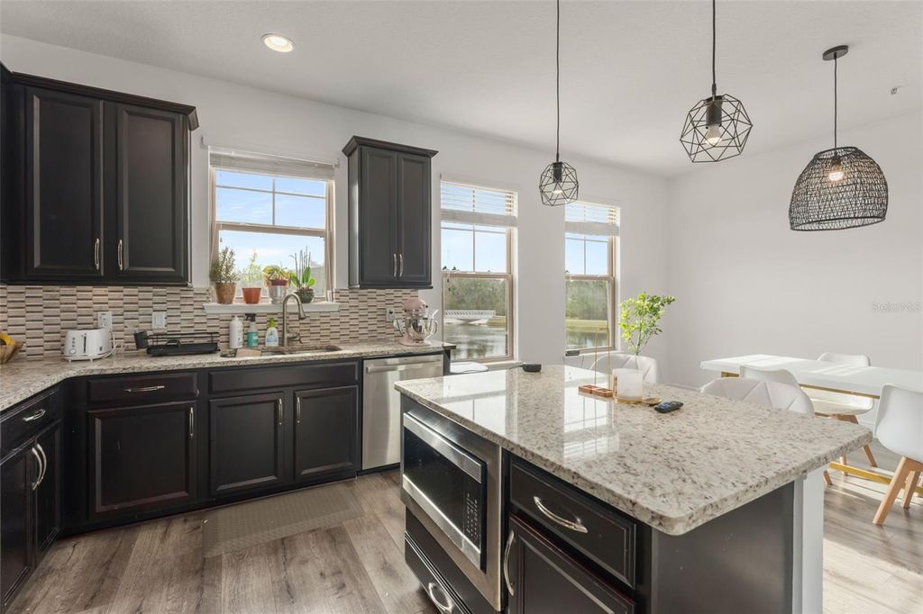 Image 18 of property listing at 10814 SUNSET RIDGE LANE, Orlando, FL 32832