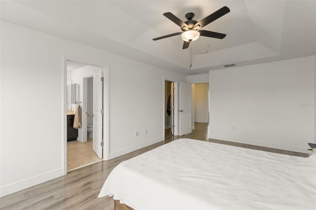 Image 33 of property listing at 10814 SUNSET RIDGE LANE, Orlando, FL 32832