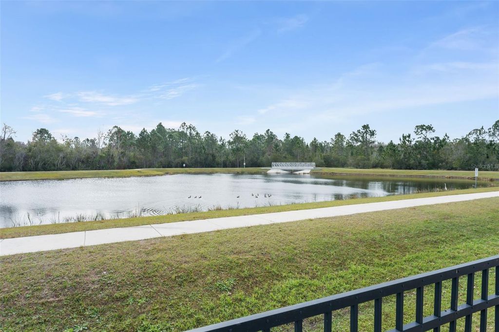 Image 38 of property listing at 10814 SUNSET RIDGE LANE, Orlando, FL 32832