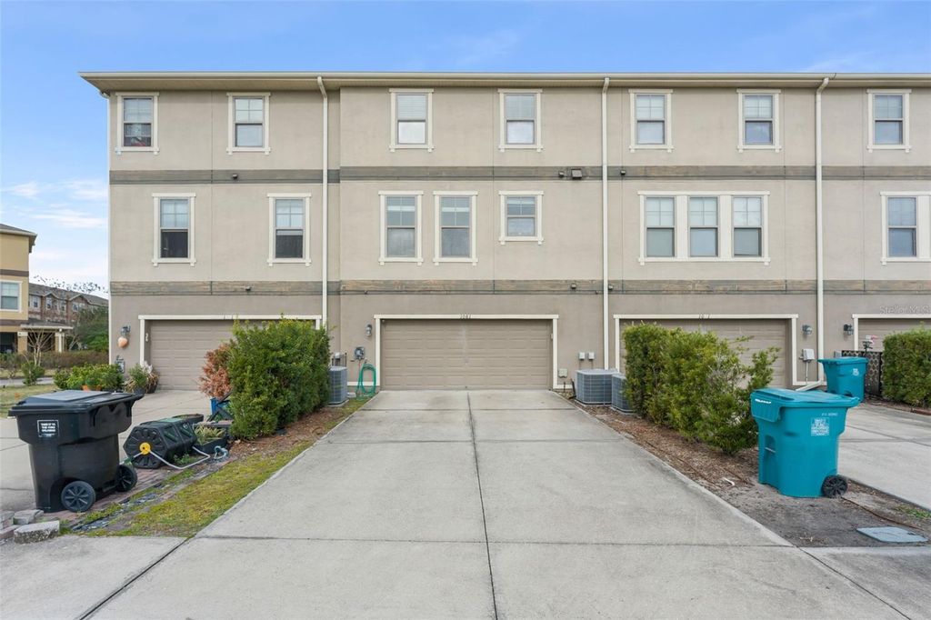 Image 39 of property listing at 10814 SUNSET RIDGE LANE, Orlando, FL 32832