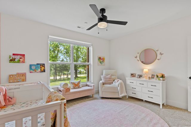 3722 E Hutcheson Avenue, Springfield, MO 65802