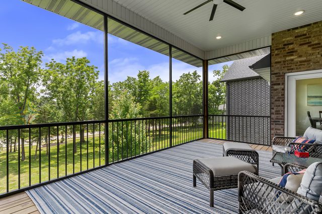 3722 E Hutcheson Avenue, Springfield, MO 65802