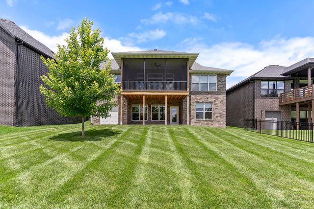 3722 E Hutcheson Avenue, Springfield, MO 65802