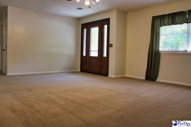 15 Meeting Street, Cheraw, SC 29520