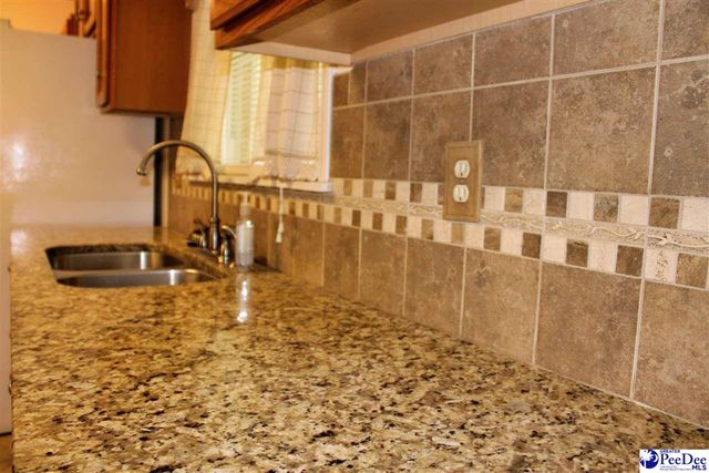 15 Meeting Street, Cheraw, SC 29520