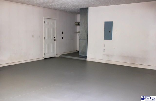 15 Meeting Street, Cheraw, SC 29520