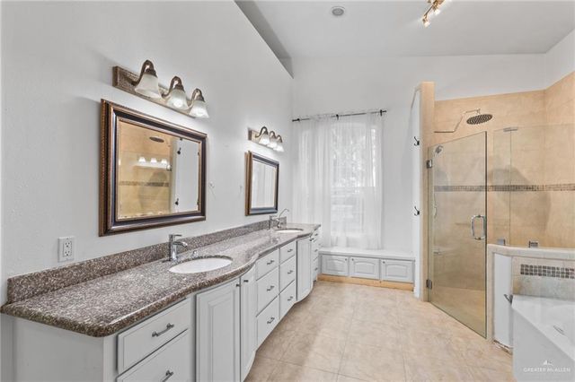 8400 N 29th Street, Mcallen, TX 78504