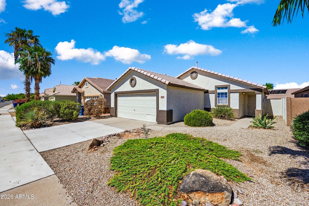 1450 E DETROIT Street, Chandler, AZ 85225 — photo 2