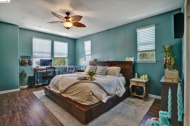 619 Falling Star Dr, Martinez, CA 94553