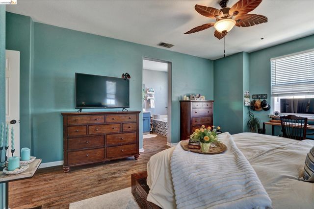 619 Falling Star Dr, Martinez, CA 94553