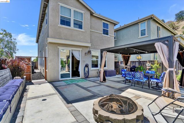 619 Falling Star Dr, Martinez, CA 94553