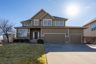 15000 Bryn Mawr Drive, Clive, IA 50325