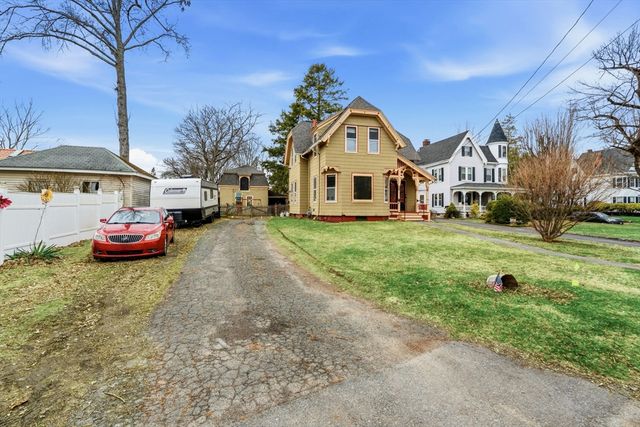 205 Church St, Marlborough, MA 01752